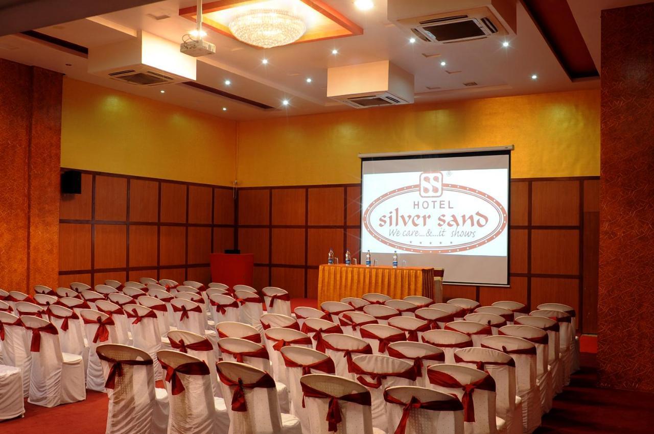 Silver Sand Hotel راجكوت المظهر الخارجي الصورة